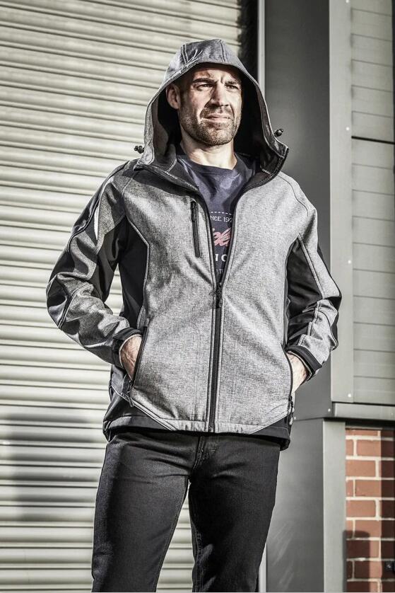 抓絨沖鋒衣定制模特圖