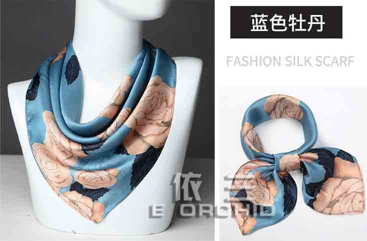 女士真絲絲巾 藍色牡丹