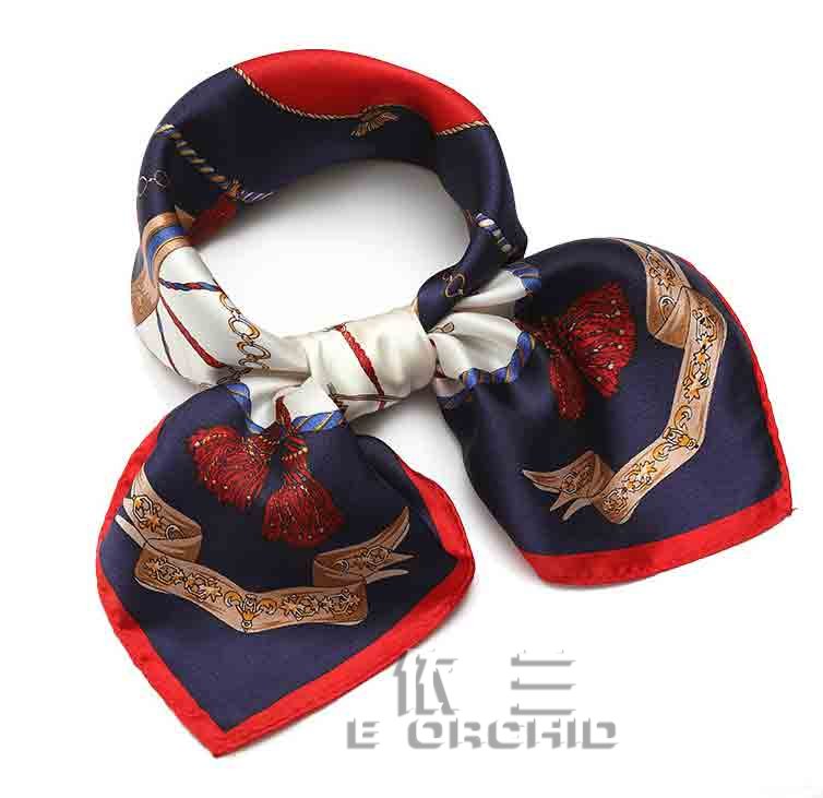 女士高檔定制絲巾 實拍圖